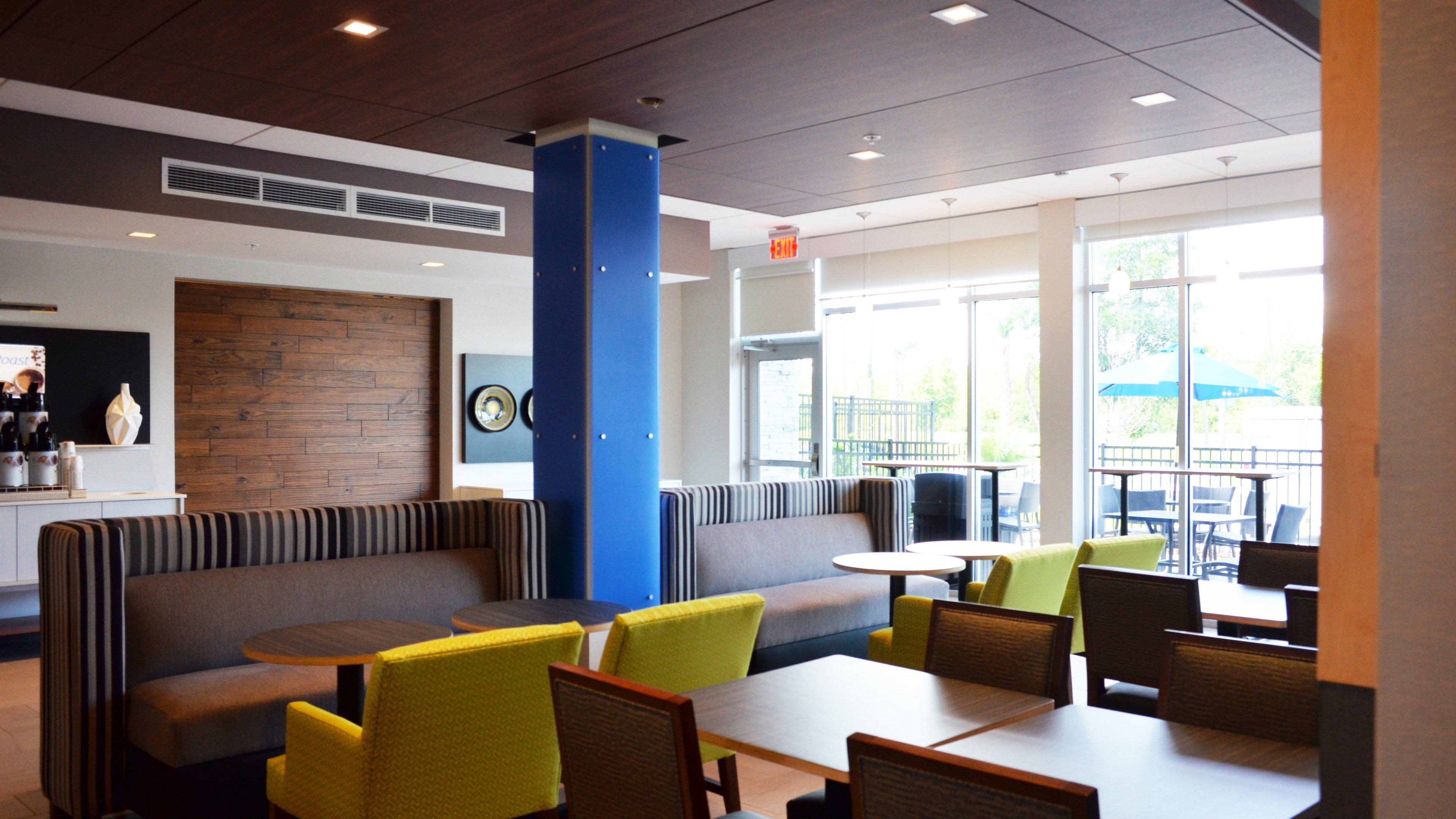 Holiday Inn Express & Suites - Jacksonville W - I295 And I10 By Ihg Bagian luar foto